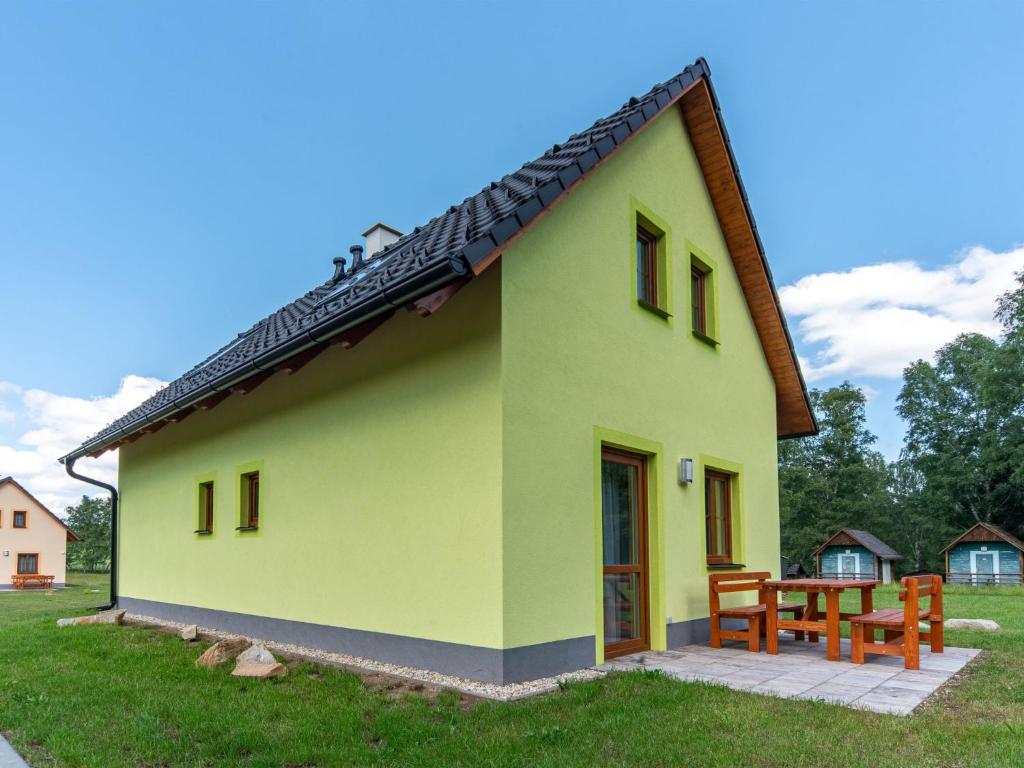 Budova, kde se prázdninový dům nachází
