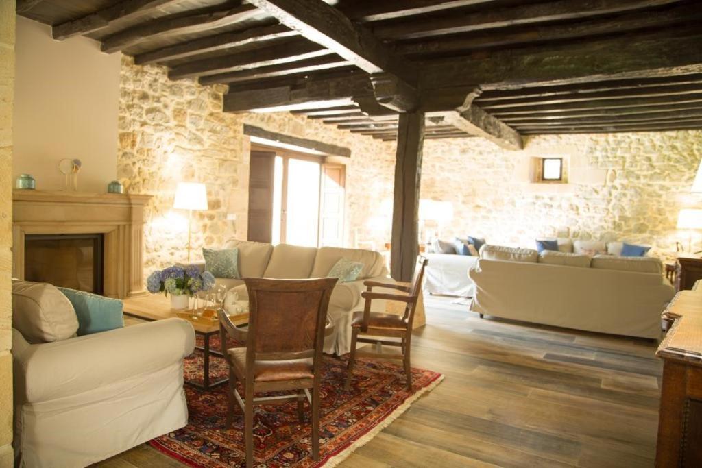 Posezení v ubytování Casas Rurales La Cuplia