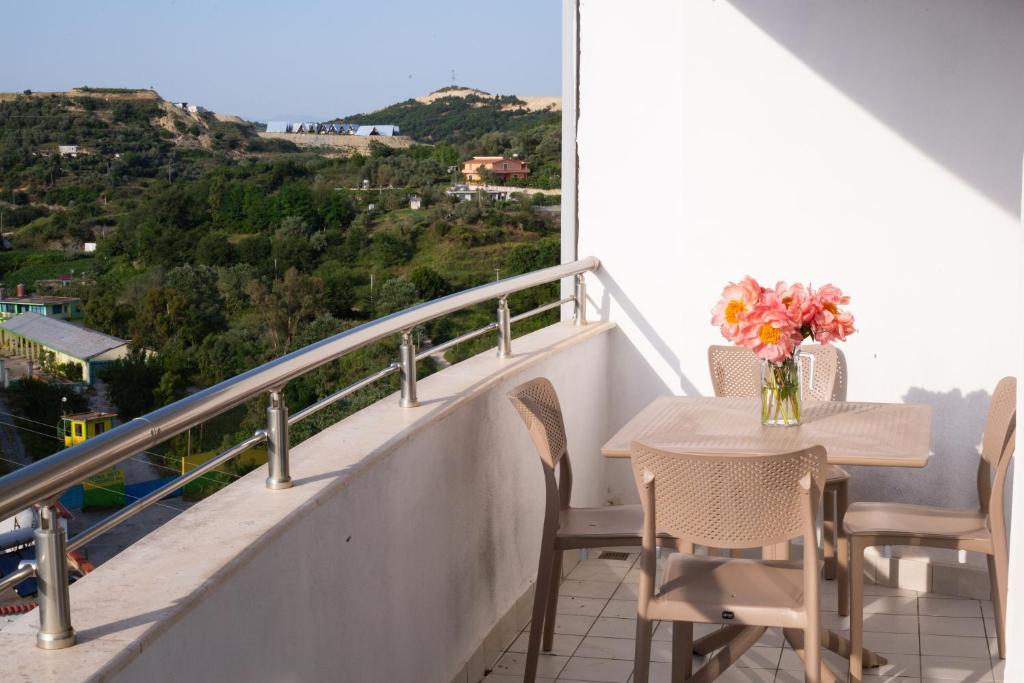 Lulu Suites - Blueberry - Imazhi 6