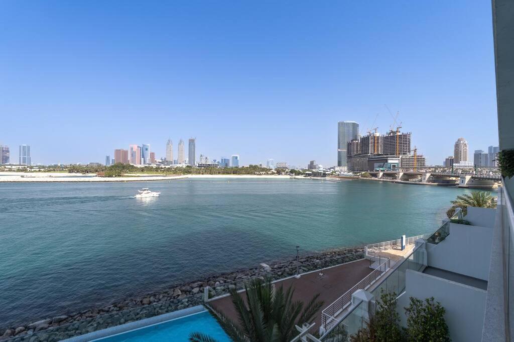 Fotografie z fotogalerie ubytování Palm Apartment for 2, with Private Beach Access! v Dubaji