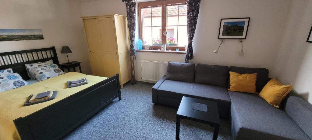 Apartmán Třebenice - vstupní brána do Českého středohoří - Apartamento De Una Habitación
