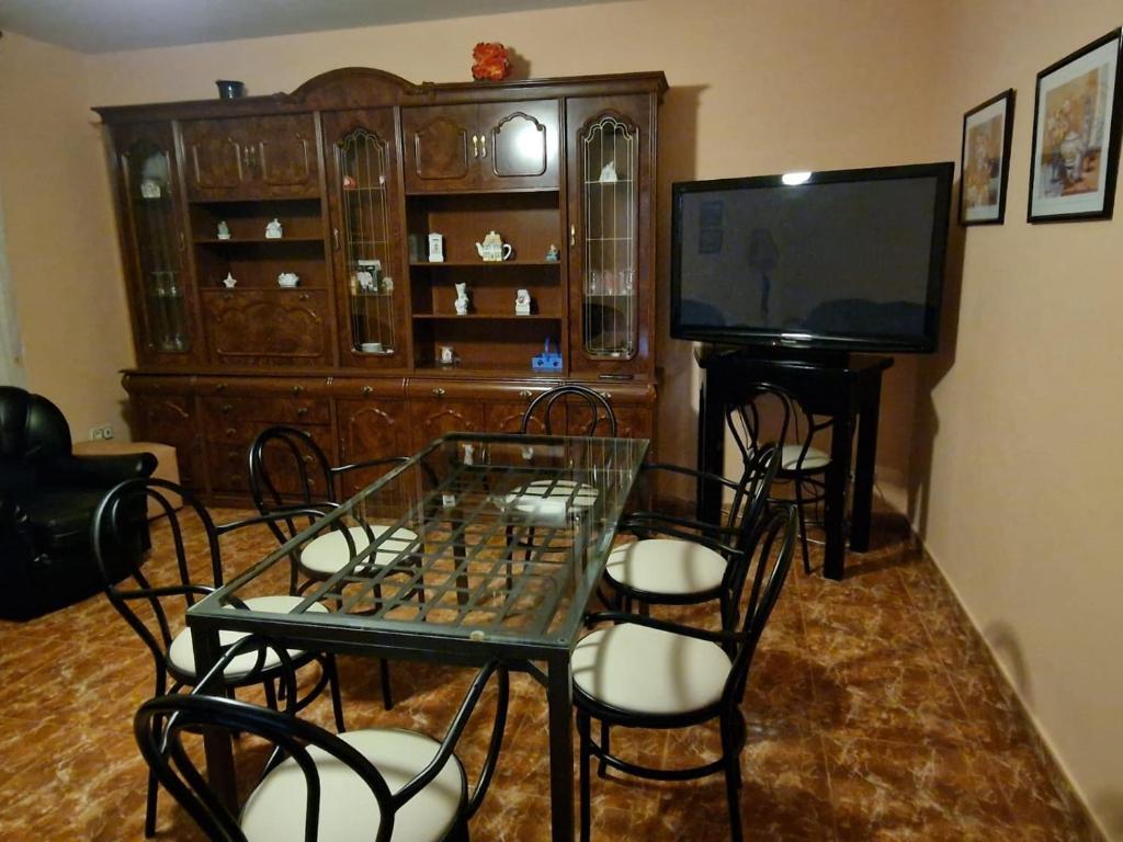 TV a/nebo společenská místnost v ubytování Casa Rural La Malena
