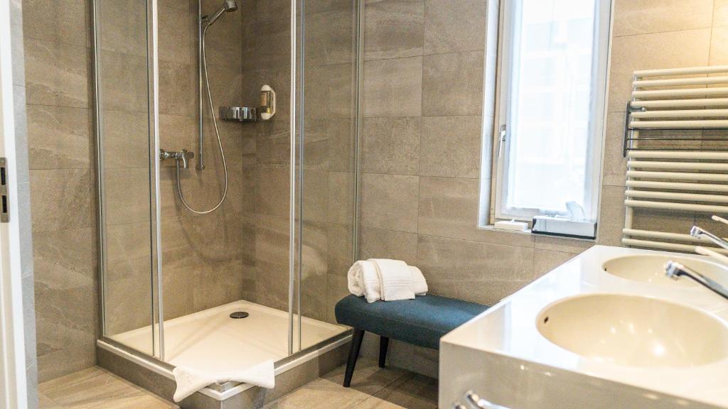 Koupelna v ubytování Hotel Europe Brig