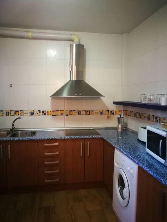 Kuchyň nebo kuchyňský kout v ubytování Casa Rural La Malena