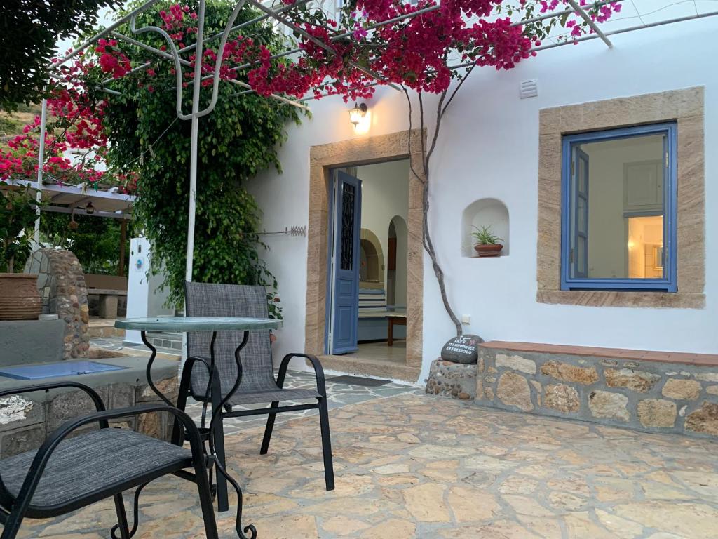 Patio nebo venkovní prostory v ubytování Patmos Maria Studios