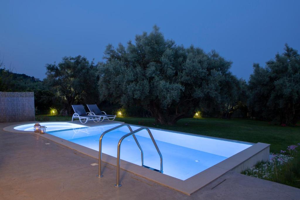 Bazén v ubytovaní Averto Villas with private pool alebo v jeho blízkosti