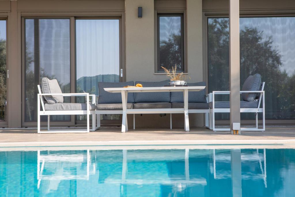 Bazén v ubytovaní Averto Villas with private pool alebo v jeho blízkosti