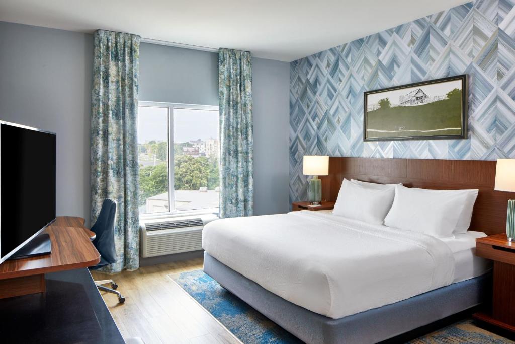 Fairfield Inn and Suites by Marriott Nashville Downtown/The Gulch - 