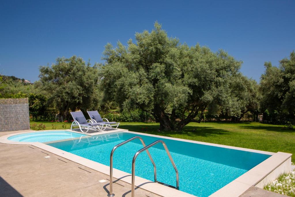 Bazén v ubytovaní Averto Villas with private pool alebo v jeho blízkosti