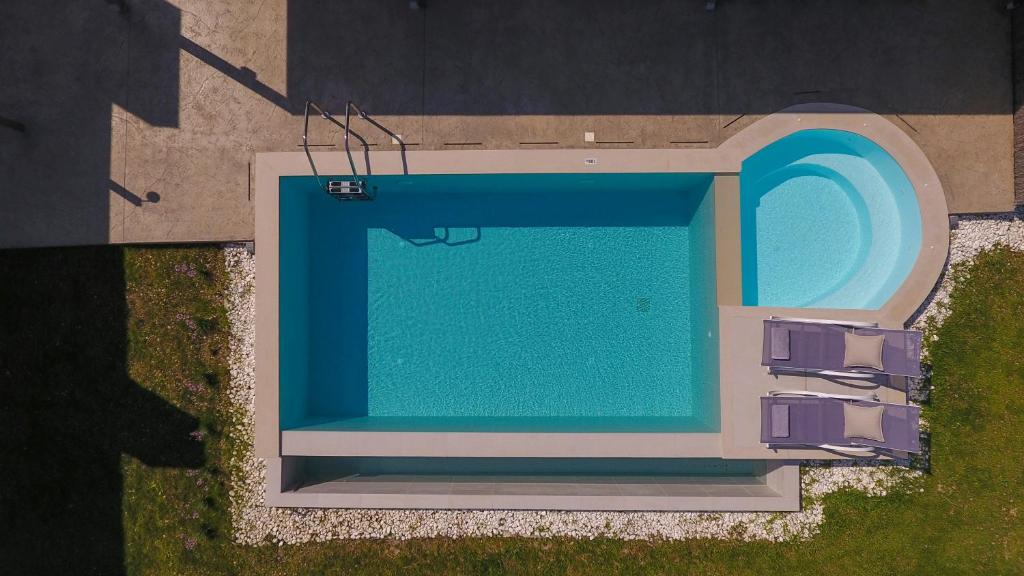 Bazén v ubytovaní Averto Villas with private pool alebo v jeho blízkosti