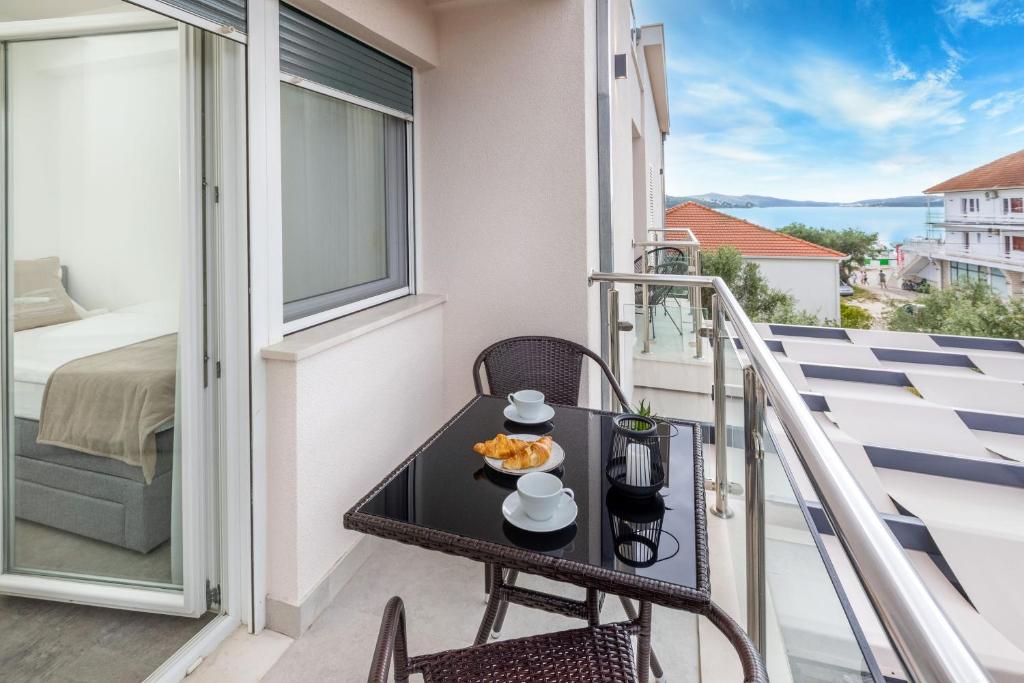 Apartments Ocrux - 8