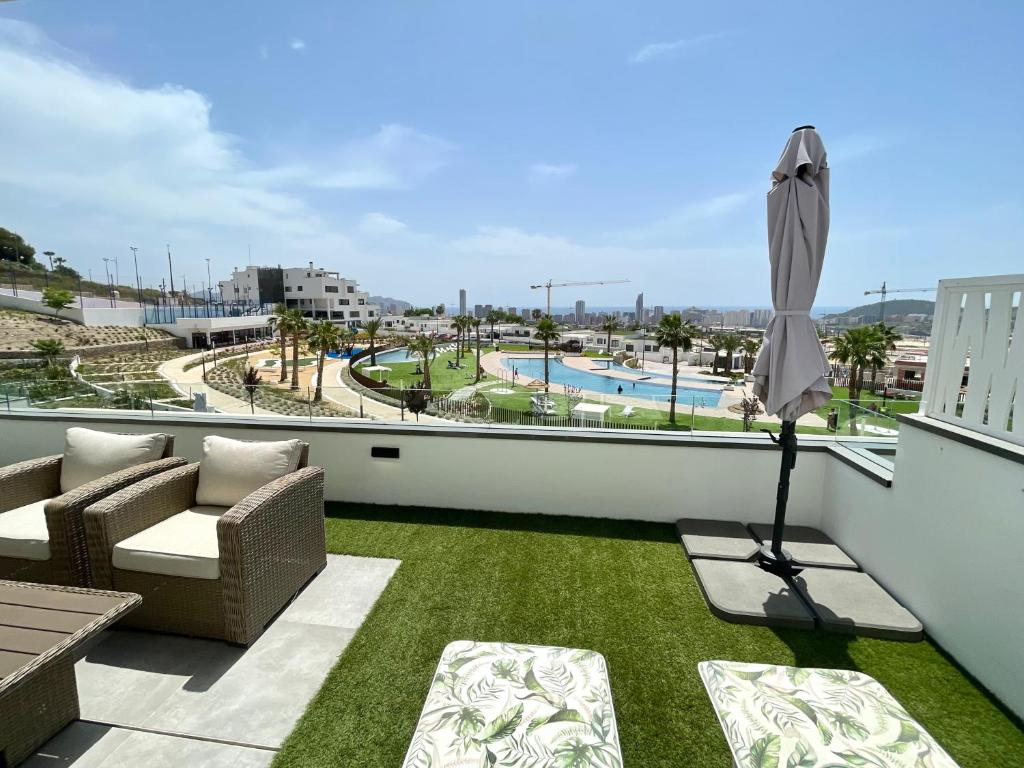 Bazén v ubytování SEASCAPE LUXURY APARTMENT nebo v jeho okolí