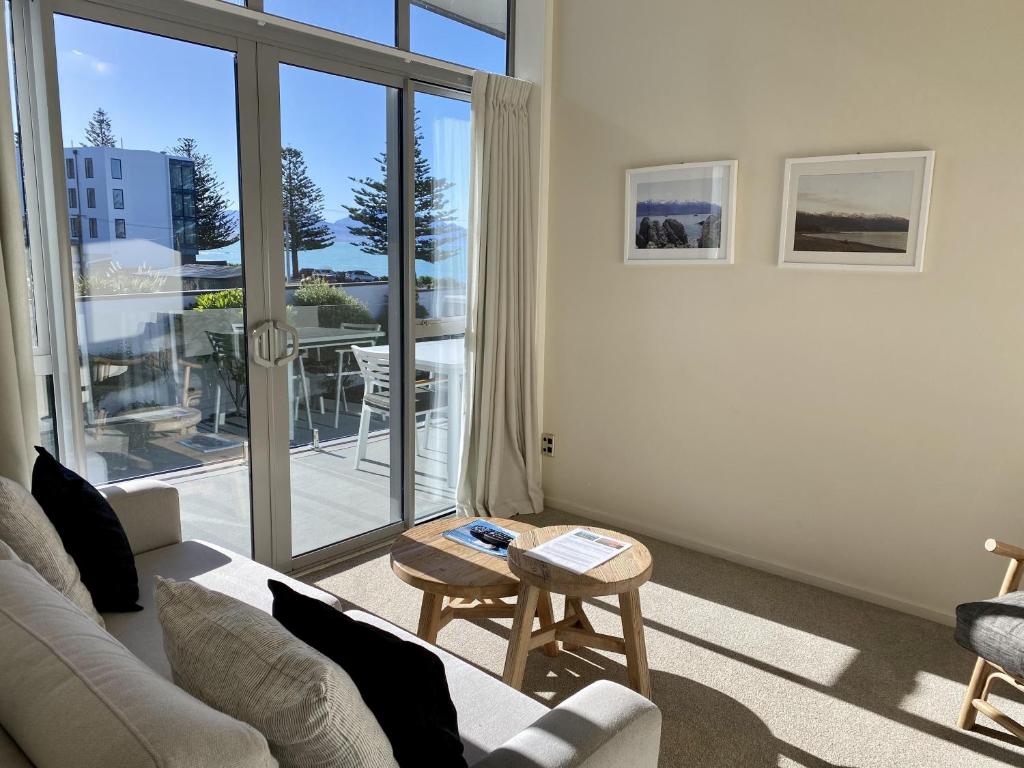 Posezení v ubytování Kaikoura Waterfront Apartments