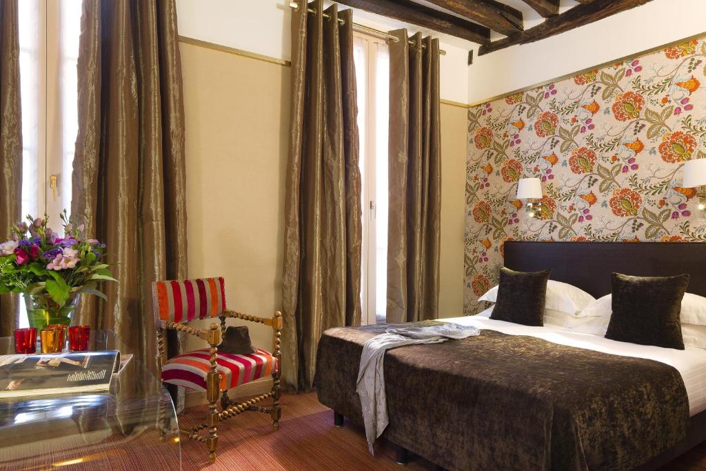 Hôtel Saint-Paul Rive-Gauche - Resim 44