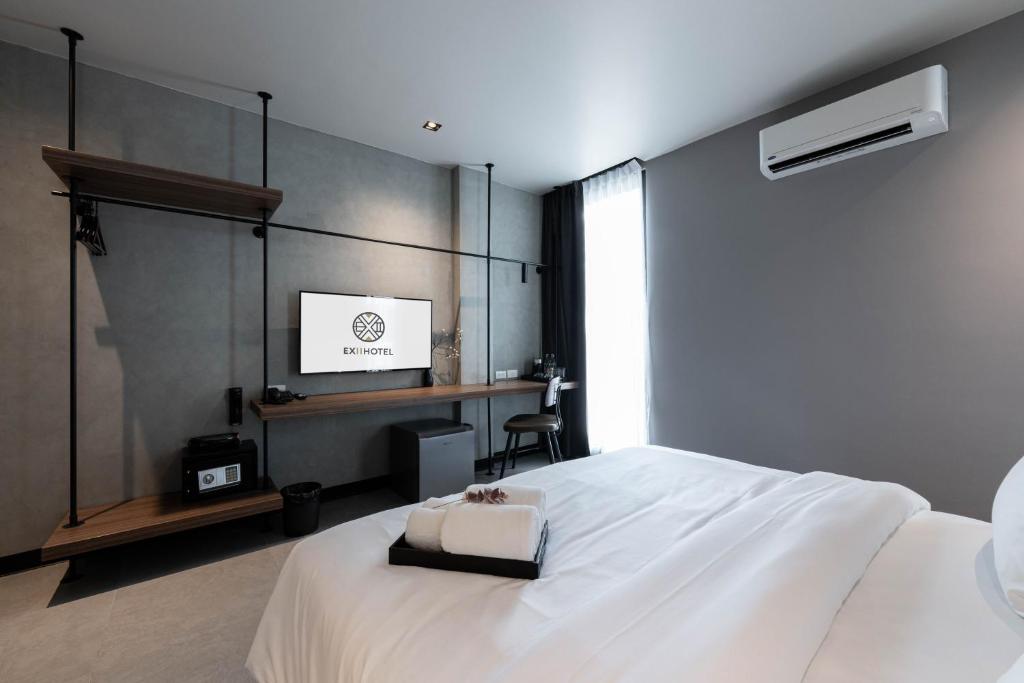 EX2 Hotel - Cuarto King