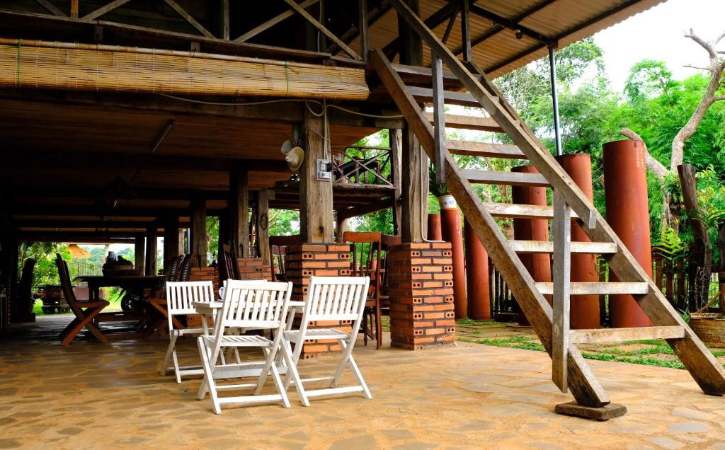Zahrada ubytování Plei Homestay & Café
