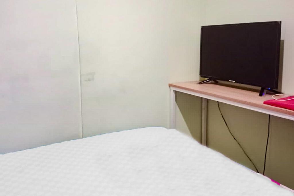 RedLiving Apartemen Modernland - Lian Property Tower Biru - Appartement De Deux Chambres