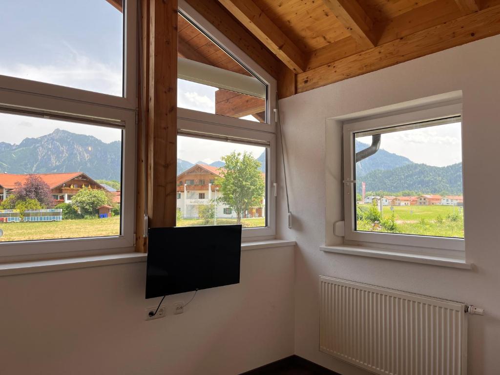 Gästehaus Forggensee - Chambre Triple Avec Vue Sur Montagne