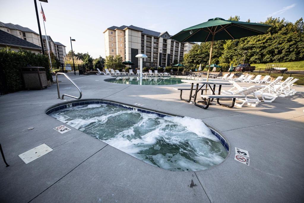 The swimming pool at or close to MVC - Unit 3507