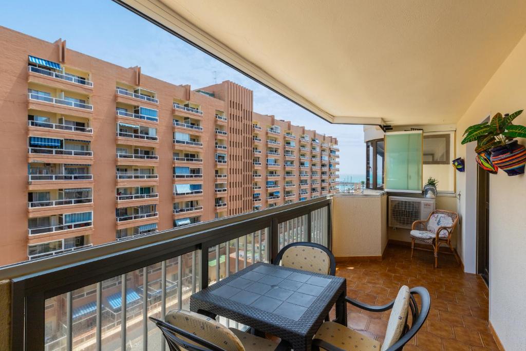 Balkón alebo terasa v ubytovaní Two bedroom apartment beside marina