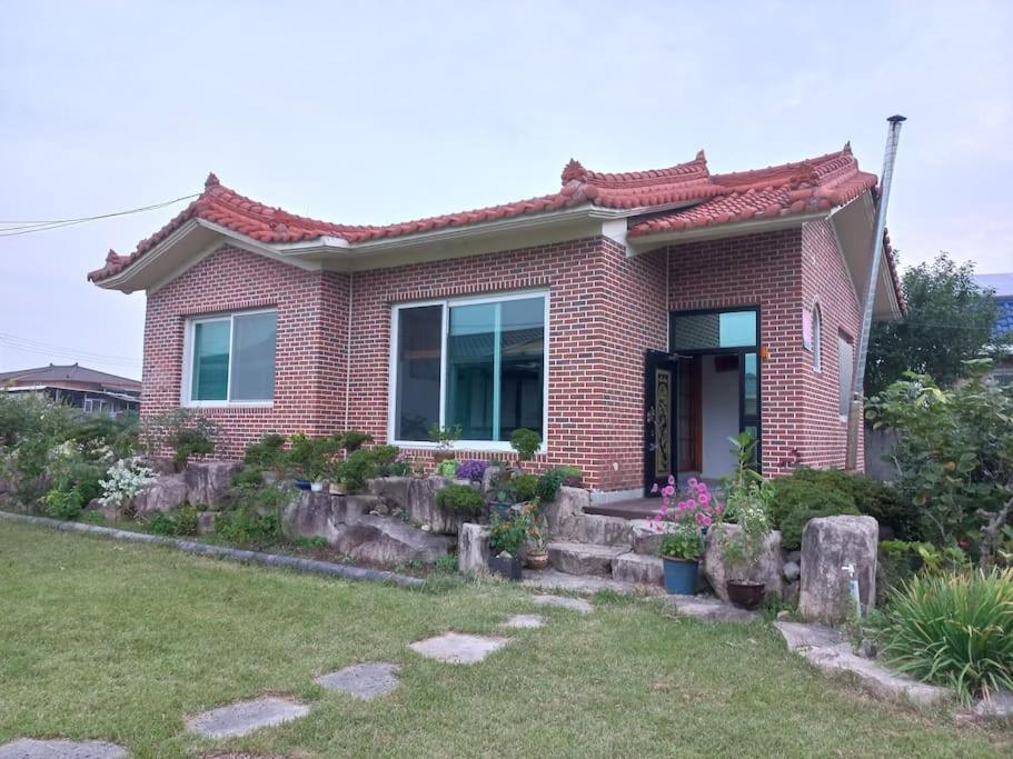 오월의솔바람 숨겨진…