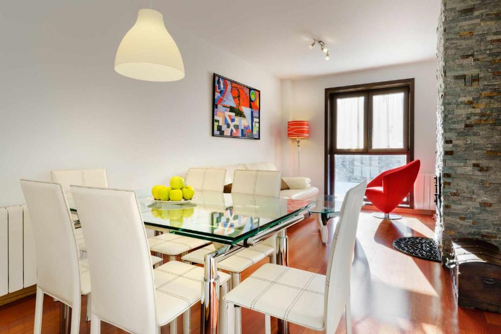Posezení v ubytování La casita de Carol apartamento con piscina y spa