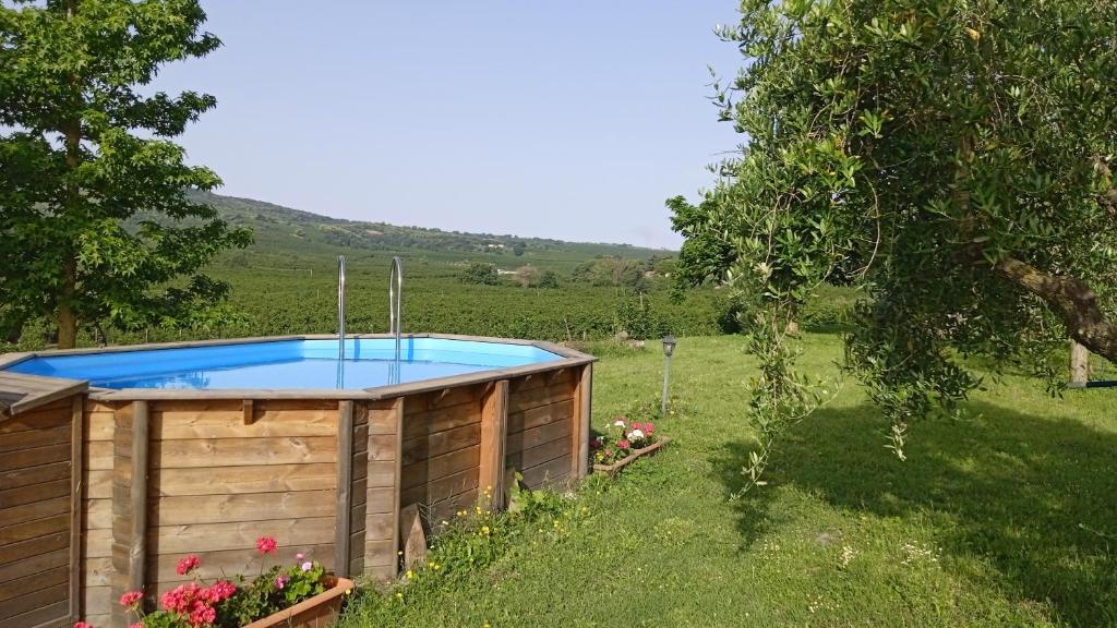 Bazén v ubytování L'Orto sul Poggio nebo v jeho okolí