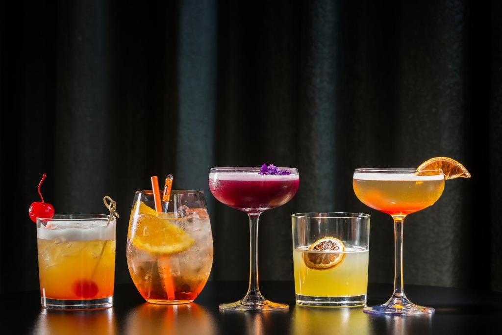 East Hotel and Apartments - Resim 16