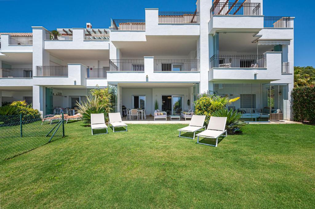Zahrada ubytování Garten Appartment in La Floresta - La Mairena