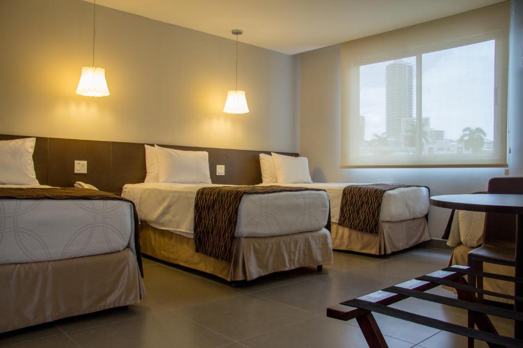 Hotel Ojos Del Rio - Triple Room