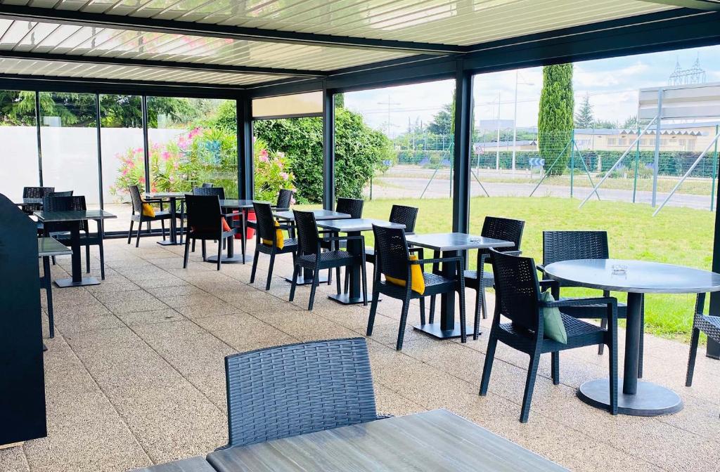 Restaurace v ubytování Campanile Bollène A7