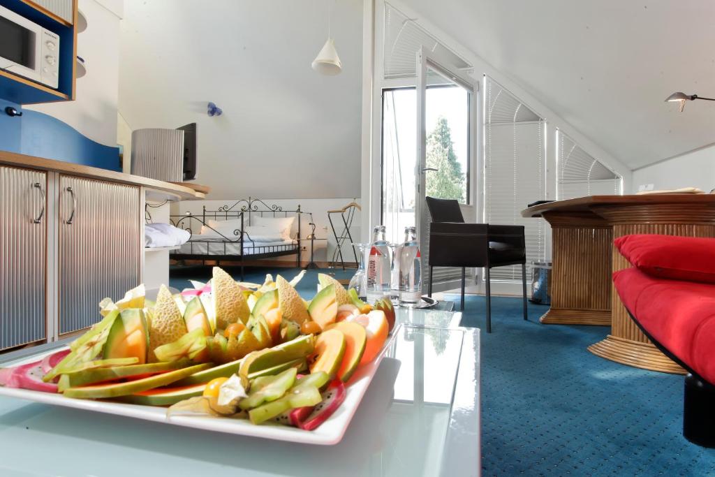 Kuchyň nebo kuchyňský kout v ubytování Hotel Watthalden