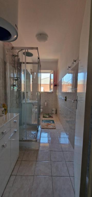 Kúpeľňa v ubytovaní Casa Ilanfra - appartamenti Gabbiano, Farfalla e Stella Marina