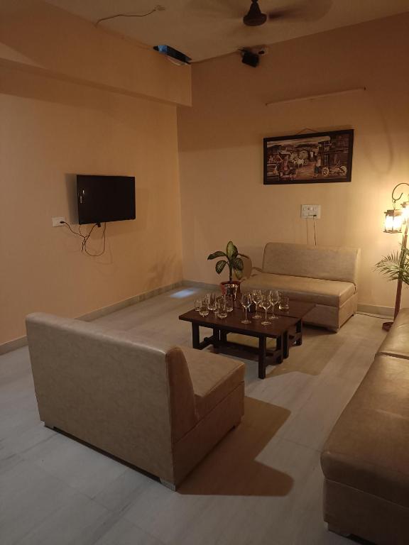 Mi Casa Sector 47 - Habitación De Lujo Cuádruple