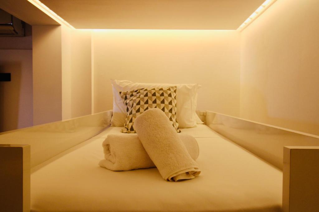Cama o camas de una habitación en ILLYRIAN hotel Ksamil
