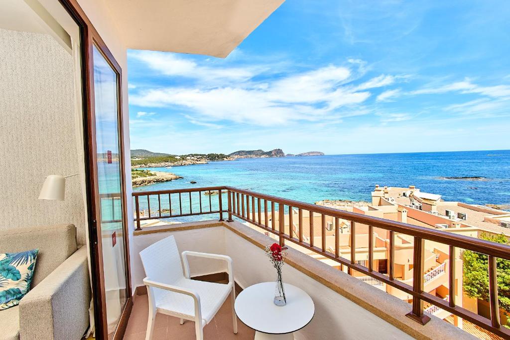 Leonardo Royal Hotel Ibiza Santa Eulalia - 