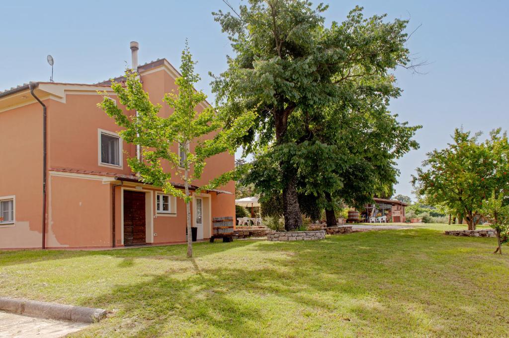 Zdjęcie z galerii obiektu Antica Fattoria Borghesi w mieście Fauglia