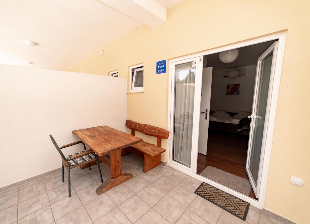 Fotografie z fotogalerie ubytování Guesthouse Lastavica v Novalji
