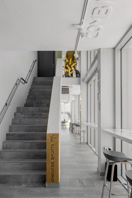 Emirates Sports Hotel, Dubai Sports City - Resim 16