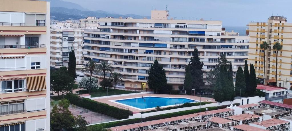 Bazén v ubytování Torre Skyline - Torre del Mar nebo v jeho okolí