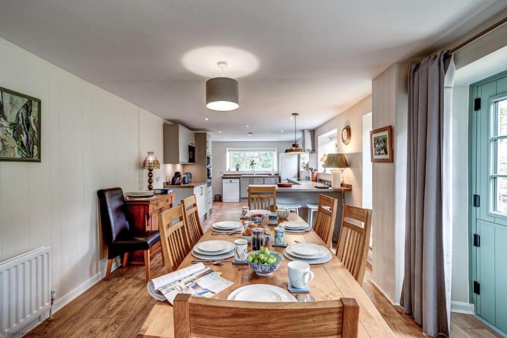 Meadow Cottage, Bicester Updated 2023 Prices