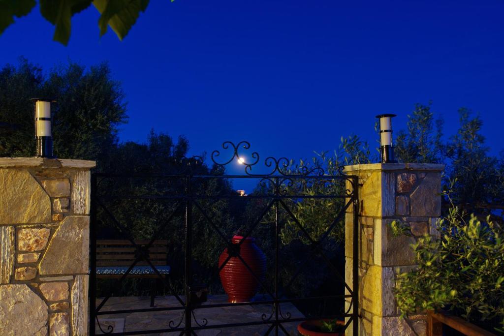 Фотография из галереи Agnanti Villas 1 в городе Isómata