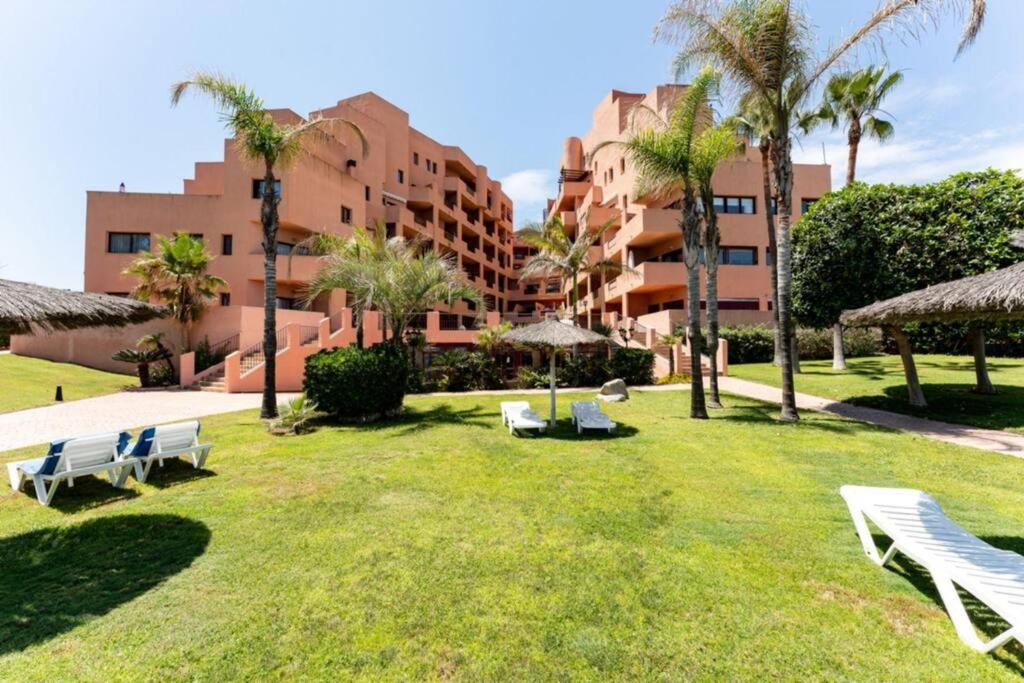 Zahrada ubytování CT 240 - Beachfront Apartment -Don Juan Manilva