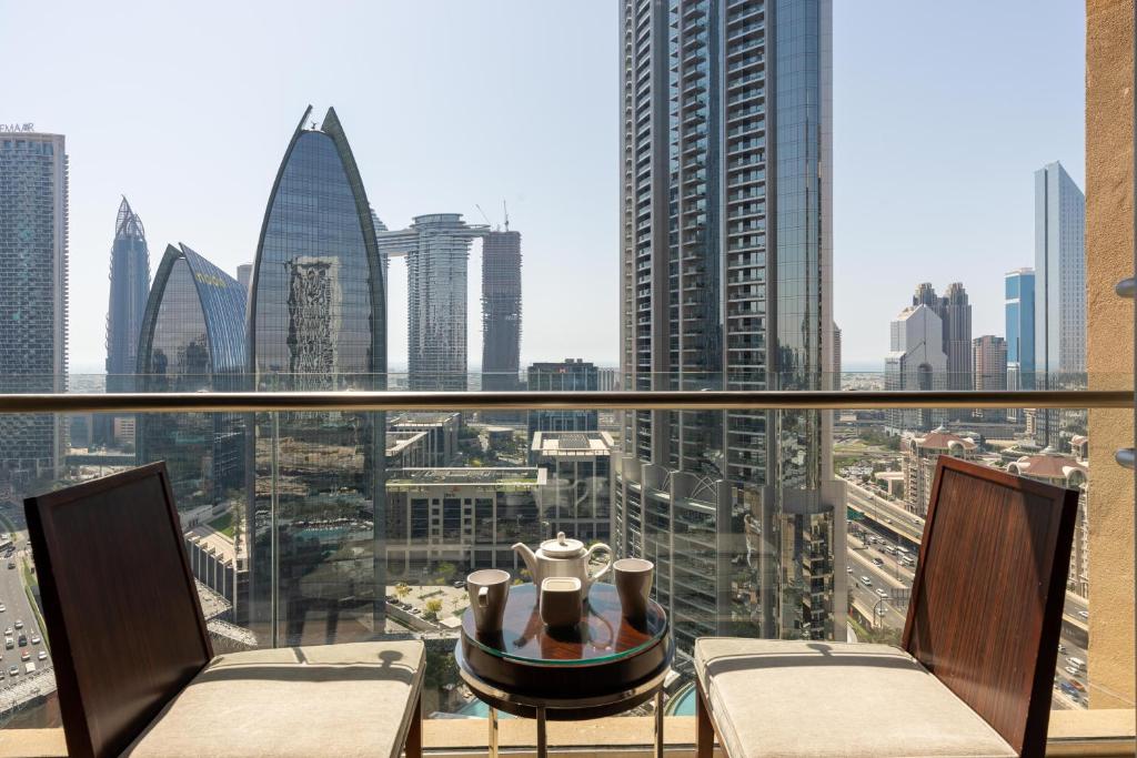 SuperHost EMAAR Residences Fashion Avenue - Address Dubai Mall - Superior Studio