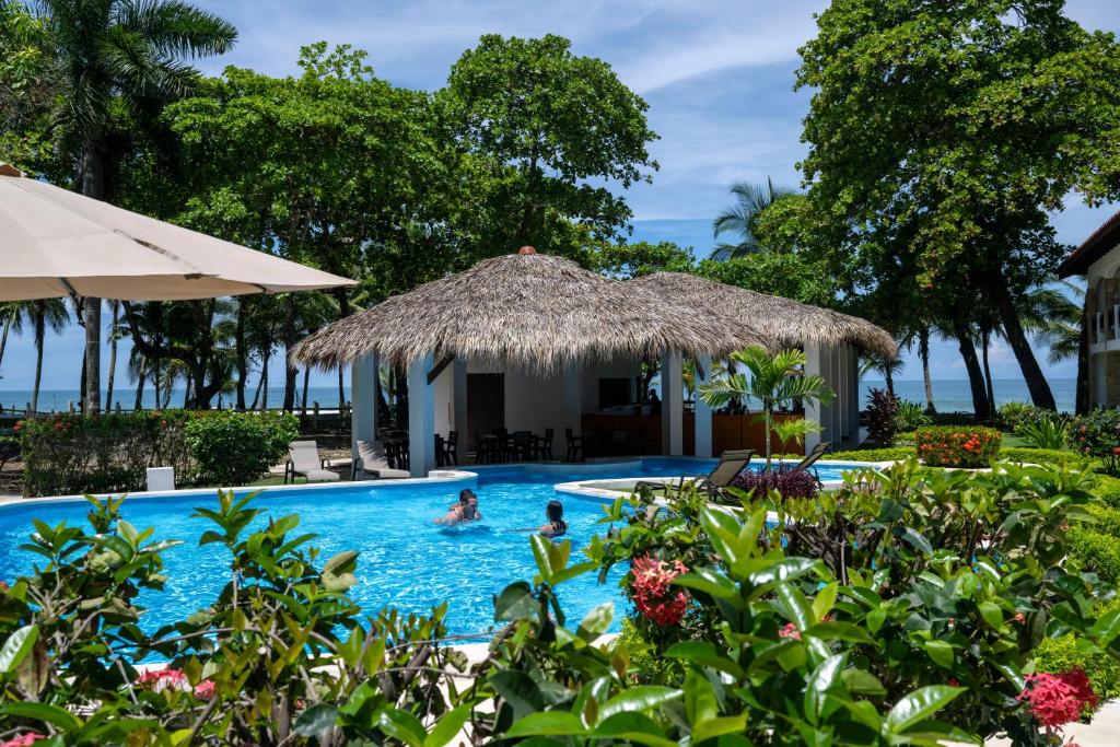 Fuego del Sol Beachfront Hotel photo