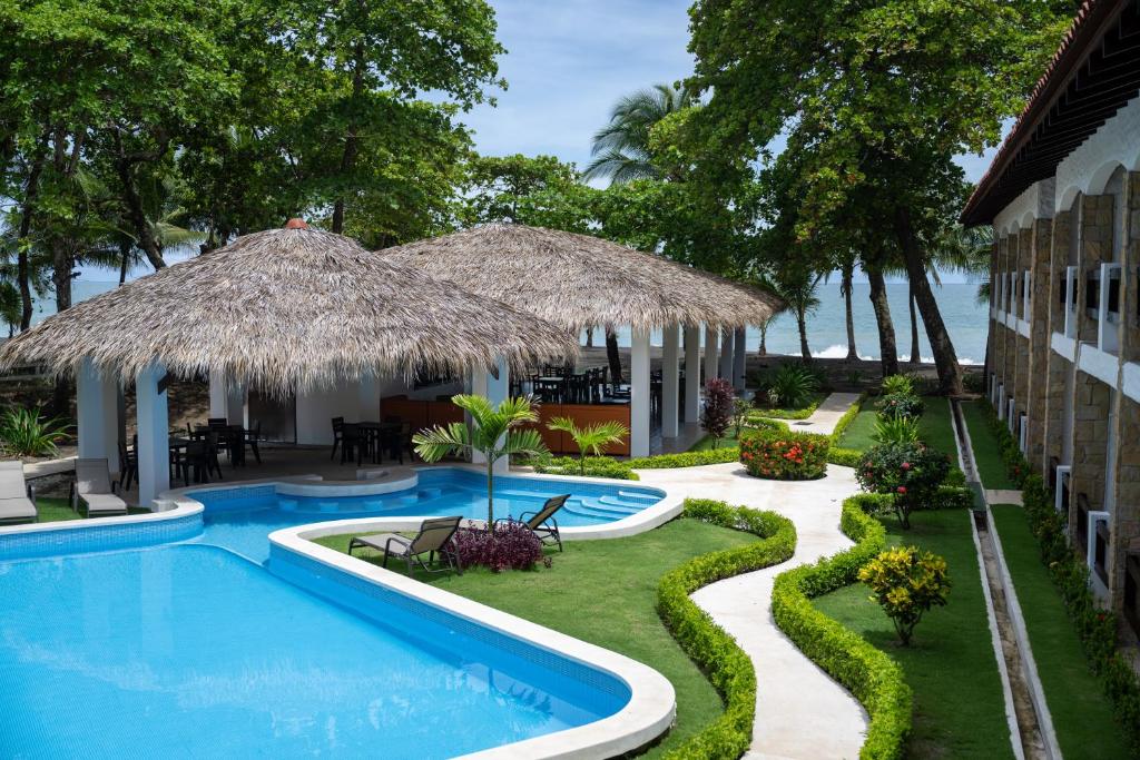 Fuego del Sol Beachfront Hotel photo