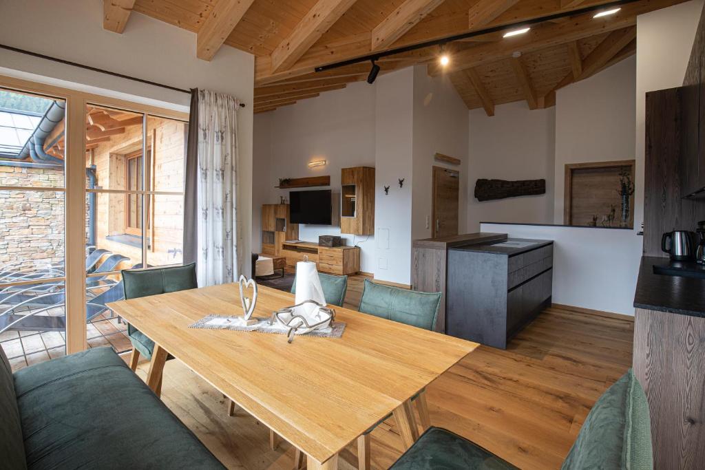 Kuchyň nebo kuchyňský kout v ubytování Dachstein Chalet