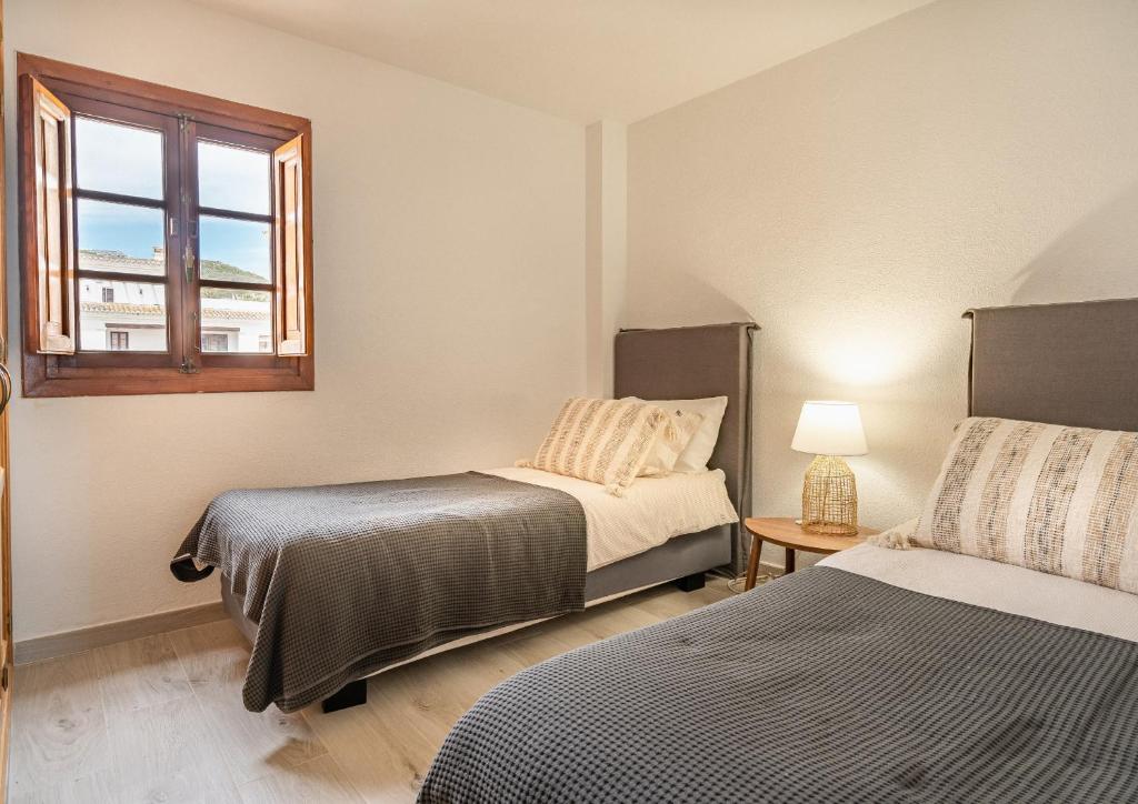 Posteľ alebo postele v izbe v ubytovaní 2 Penthouse Duquesa Marina Manilva Andalucia Spanien