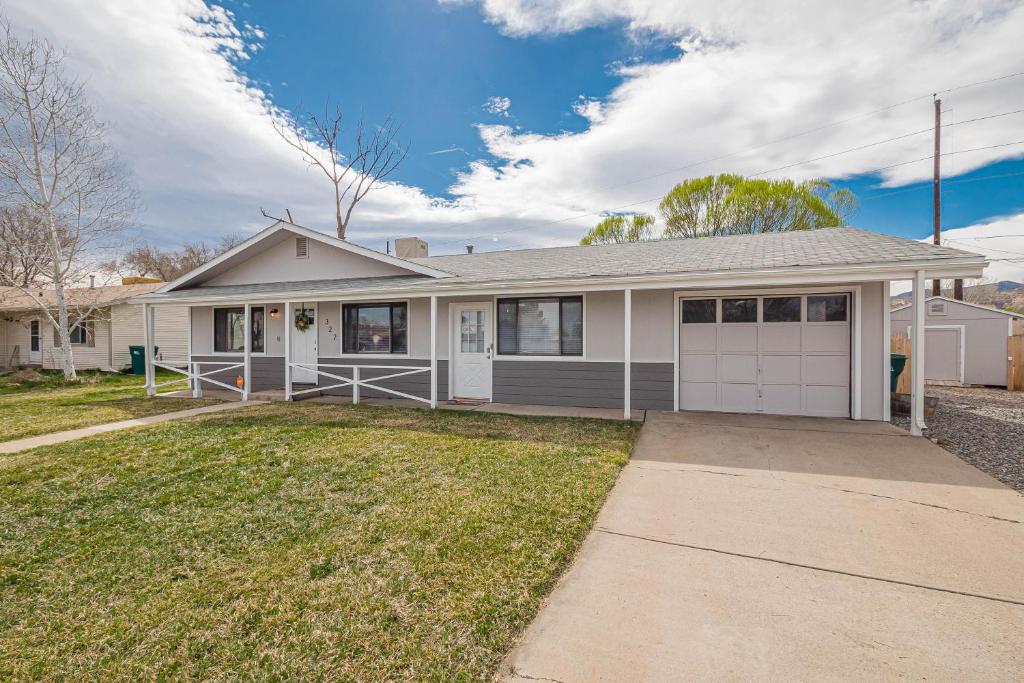 Monument Orchard Bright Country Luxury Patio Bbq, Fruita (updated