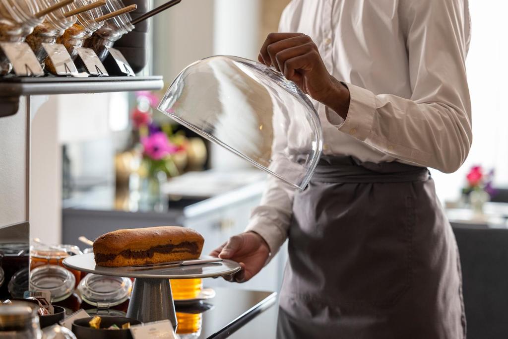 Hôtel Madeleine Plaza - Resim 35